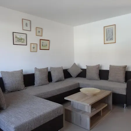 Appartement Modern Island With Pool 80 Meters From The Sea A