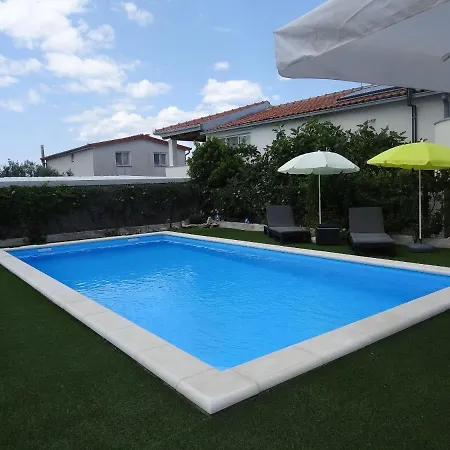 Modern Island With Pool 80 Meters From The Sea A Appartement Ždrelac