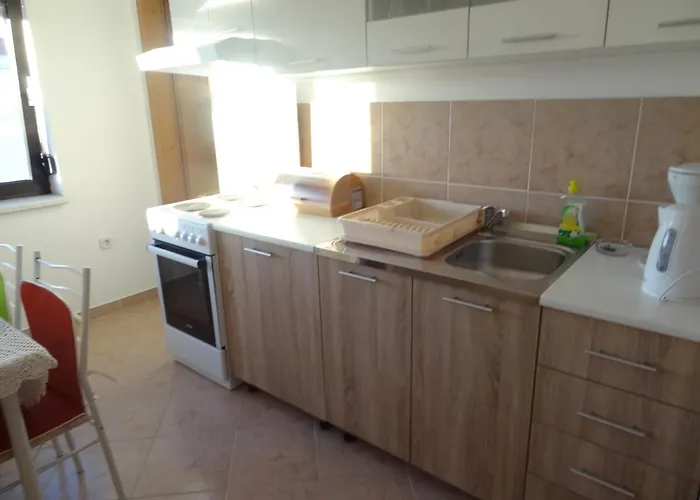 아파트 Ilsad - With Pool 80 Meters From Sea - Great Location *