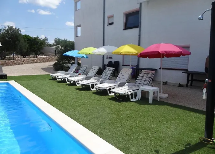 아파트 Ilsad - With Pool 80 Meters From Sea - Great Location *
