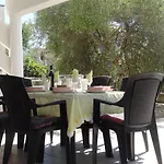 Ilsad - With Pool 80 Meters From Sea - Great Location Apartmán