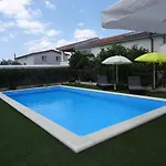 Ilsad - With Pool 80 Meters From Sea - Great Location Apartmán Ždrelac