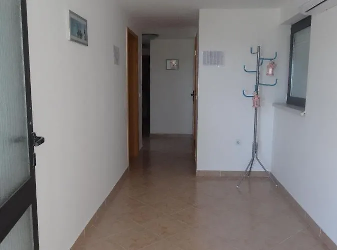 Ilsad - With Pool 80 Meters From Sea - Great Location *