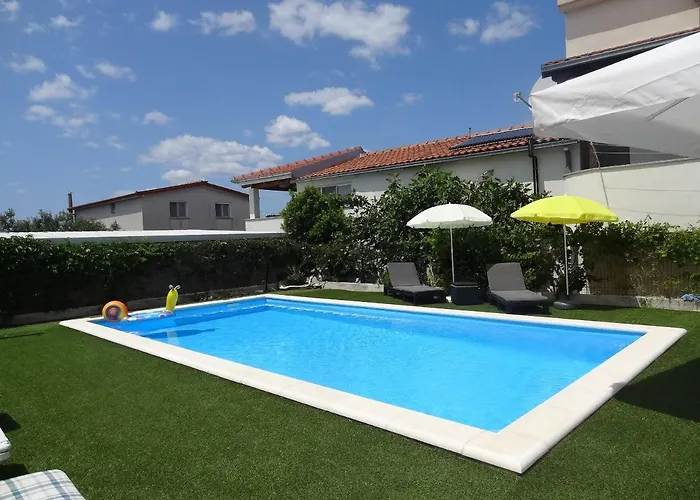 דירה Ilsad - With Pool 80 Meters From Sea - Great Location Ždrelac