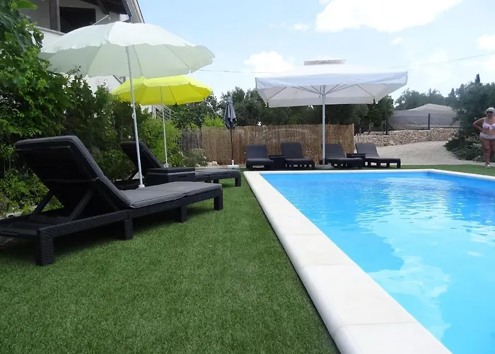 Ilsad - With Pool 80 Meters From Sea - Great Location דירה